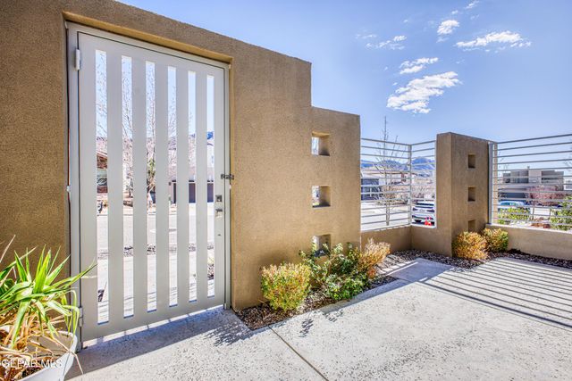 1259 DESERT MIRAGE Place, El Paso, TX 79912