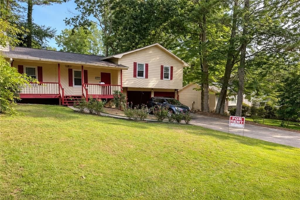 3820 Menloe Way, Snellville, GA 30039