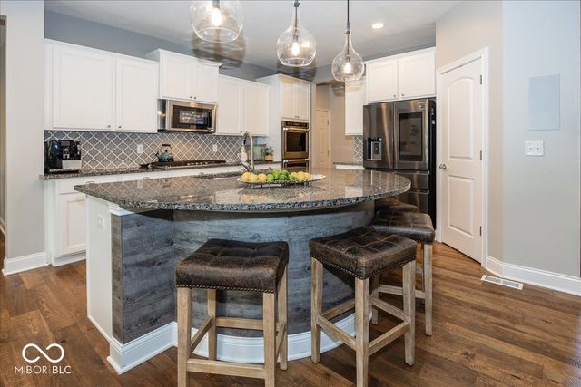 9976 Win Star Way, Fishers, IN 46040