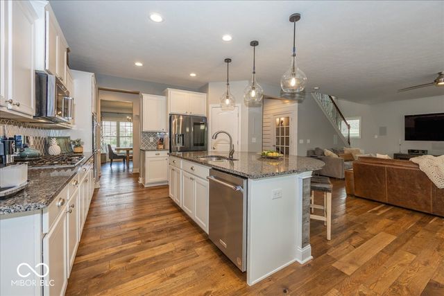 9976 Win Star Way, Fishers, IN 46040