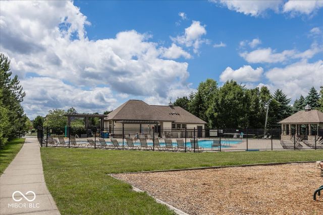 9976 Win Star Way, Fishers, IN 46040