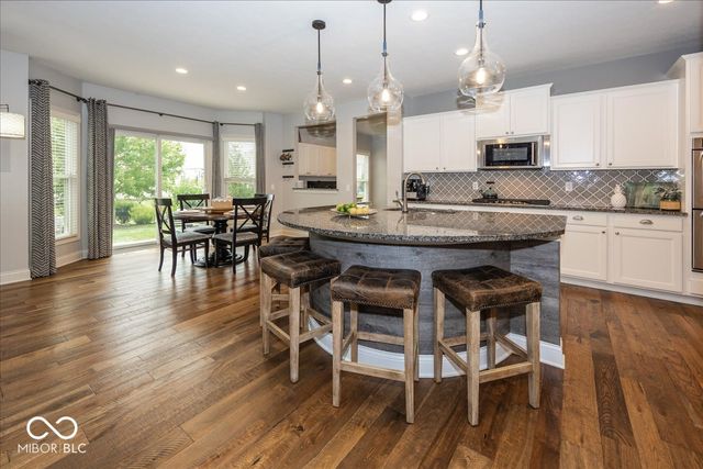 9976 Win Star Way, Fishers, IN 46040