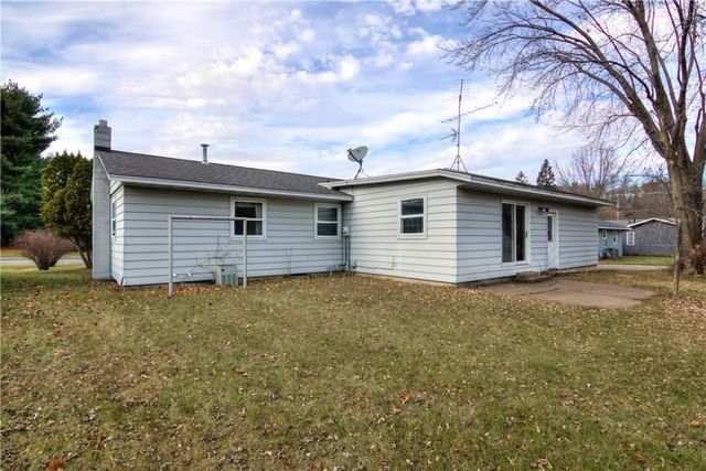 2335 Welsh Court, Eau Claire, WI 54703