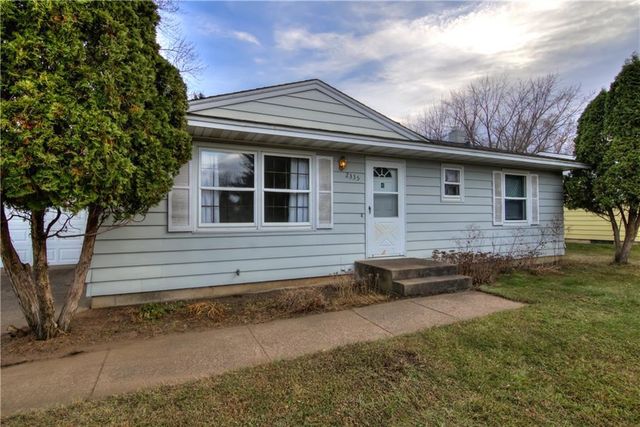 2335 Welsh Court, Eau Claire, WI 54703