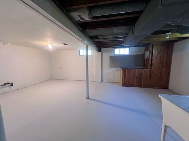 2038 Copeman Boulevard, Flint, MI 48504