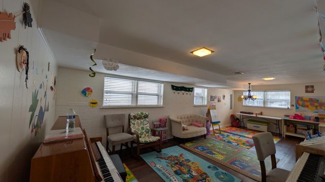 232 Kilpatrick Avenue, Wilmette, IL 60091