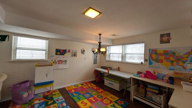 232 Kilpatrick Avenue, Wilmette, IL 60091