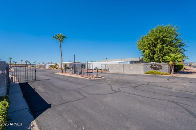 3700 S TOMAHAWK Road 39, Apache Junction, AZ 85119