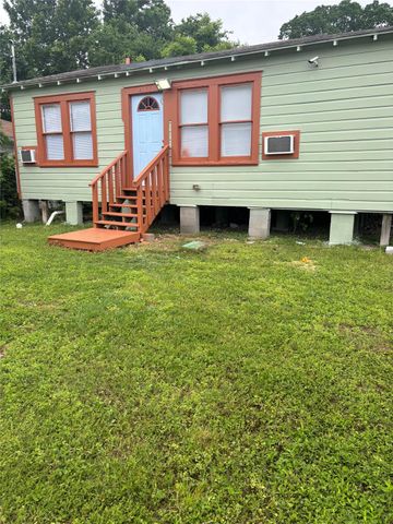 4127 Yale Street, Houston, TX 77018