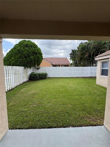 751 Sand Creek Circle ., Weston, FL 33327