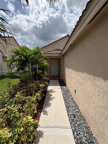 751 Sand Creek Circle ., Weston, FL 33327