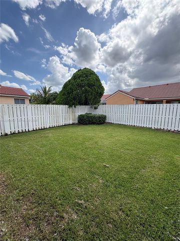 751 Sand Creek Circle ., Weston, FL 33327
