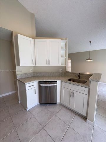 751 Sand Creek Circle ., Weston, FL 33327