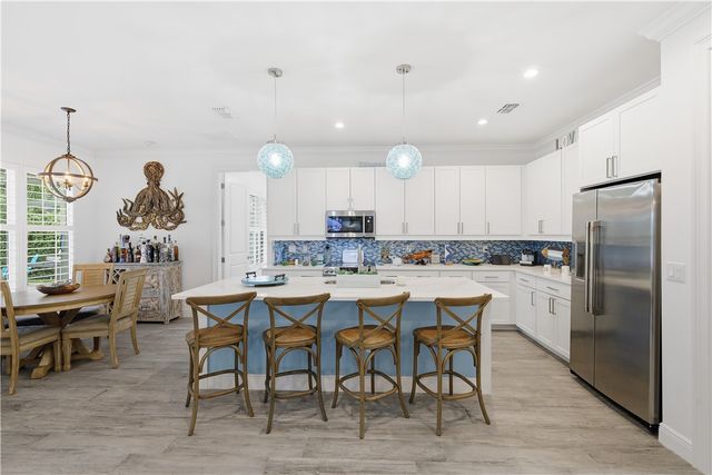 3929 Shoreside Drive, Hutchinson Island, FL 34949