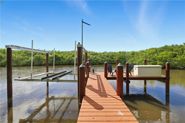 3929 Shoreside Drive, Hutchinson Island, FL 34949