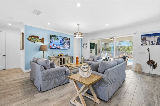 3929 Shoreside Drive, Hutchinson Island, FL 34949