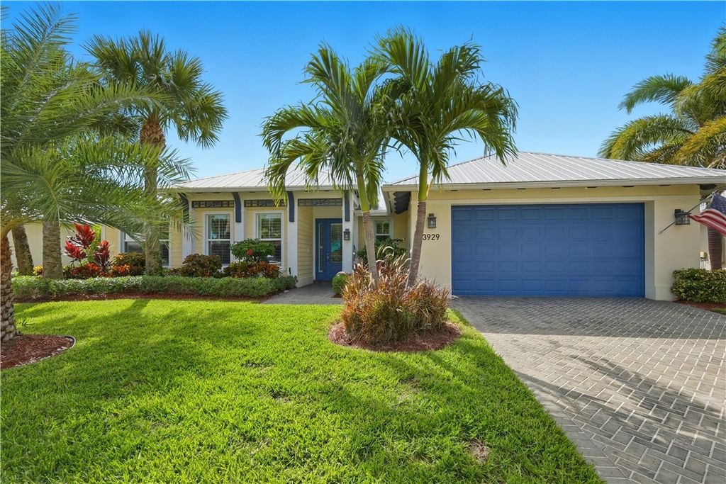 3929 Shoreside Drive, Hutchinson Island, FL 34949