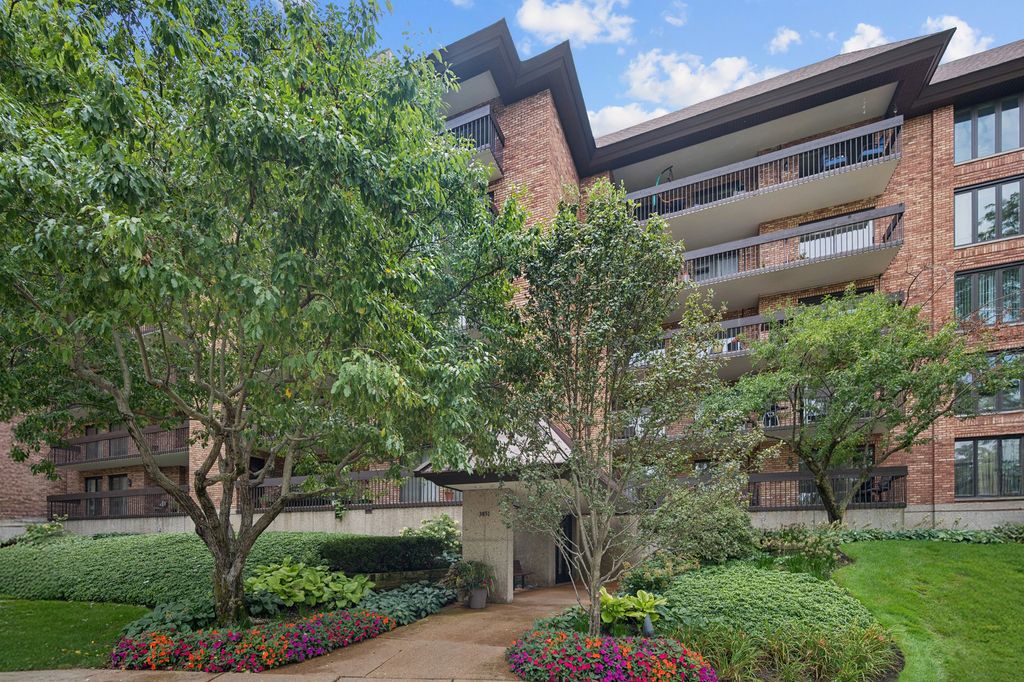 3851 Mission Hills Road 109, Northbrook, IL 60062 — exterior