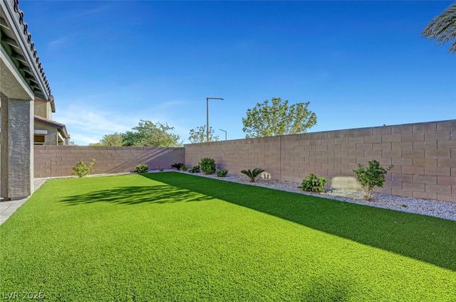 7447 Ardenno Street, North Las Vegas, NV 89084