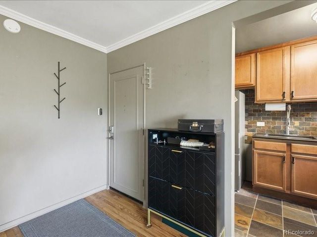 2100 N Franklin St 21, Denver, CO 80205