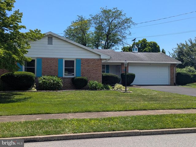 4406 ROYAL OAK RD, Camp Hill, PA 17011