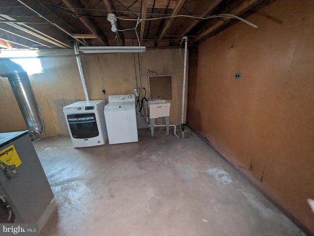 4406 ROYAL OAK RD, Camp Hill, PA 17011