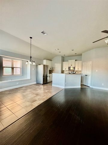 667 Sharpley Drive, Fate, TX 75087