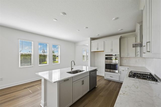 9669 CRYSTAL ISLES CIRCLE, Sarasota, FL 34241