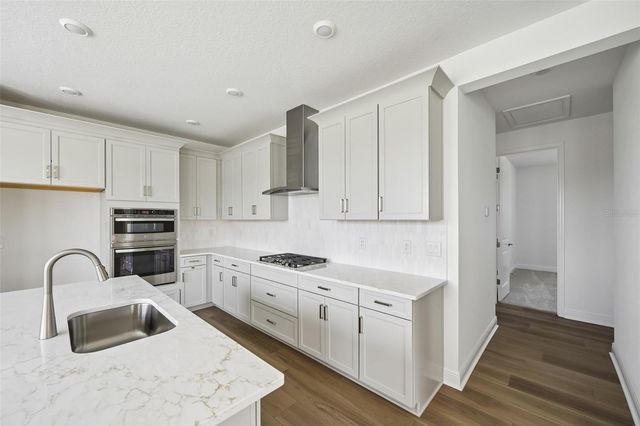 9669 CRYSTAL ISLES CIRCLE, Sarasota, FL 34241