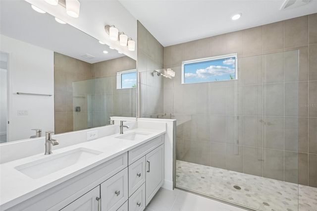 9669 CRYSTAL ISLES CIRCLE, Sarasota, FL 34241