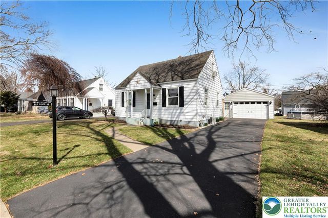 469 Birch Road, Hellertown Boro, PA 18055