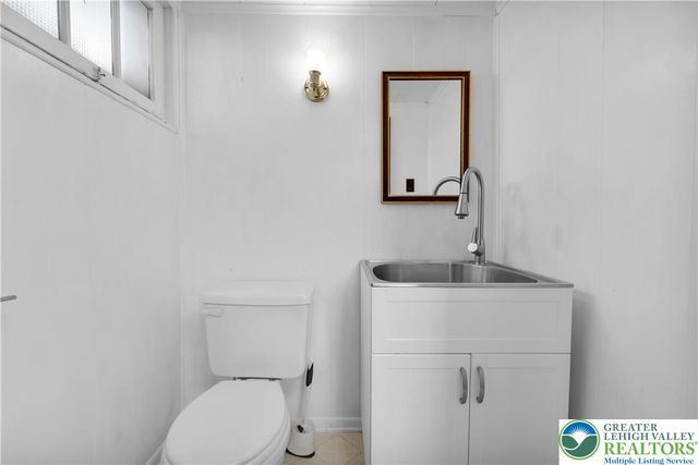 469 Birch Road, Hellertown Boro, PA 18055