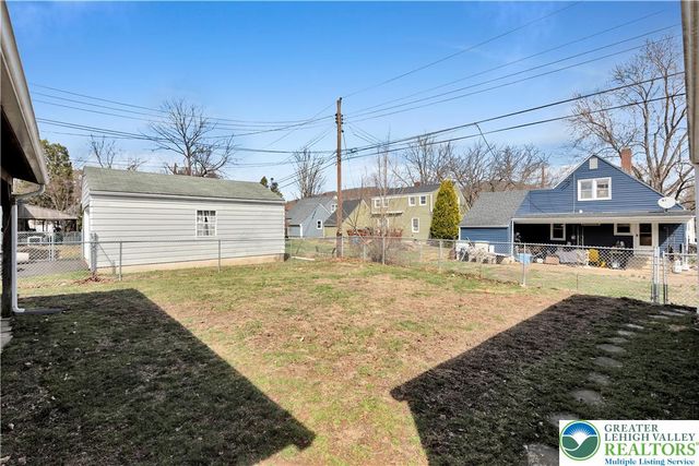 469 Birch Road, Hellertown Boro, PA 18055