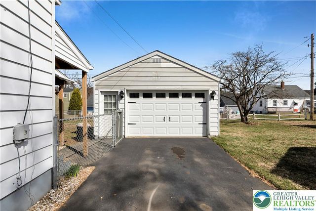 469 Birch Road, Hellertown Boro, PA 18055