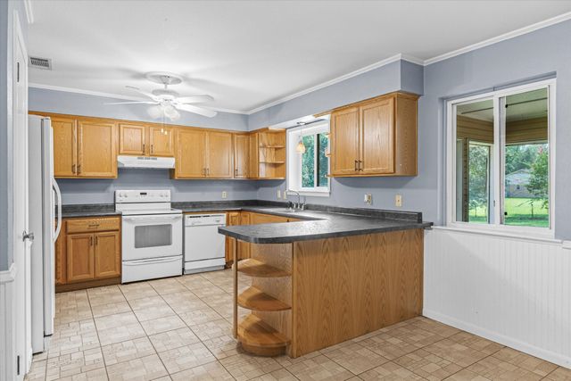 111 Vz County Road 4122, Canton, TX 75103