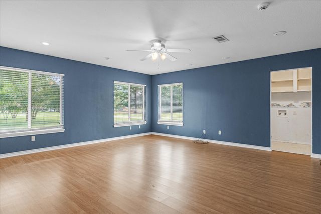 111 Vz County Road 4122, Canton, TX 75103
