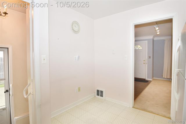 2400 Oxford Road, Berkley, MI 48072