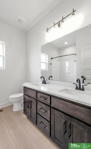 10909 N 160 Street, Bennington, NE 68007