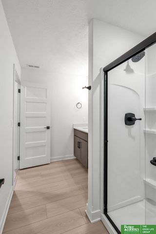 10909 N 160 Street, Bennington, NE 68007