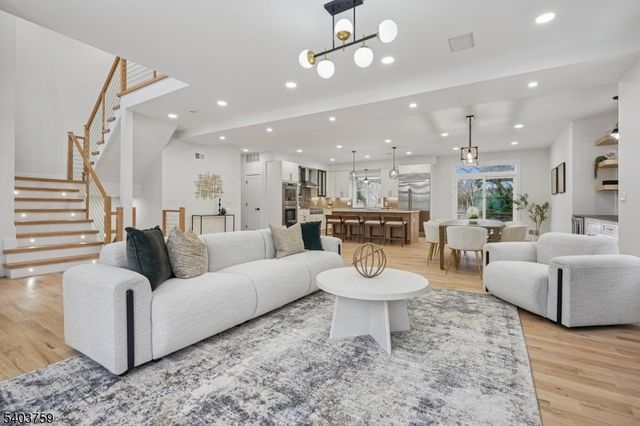 709 Garfield Ave, Westfield Town, NJ 07090