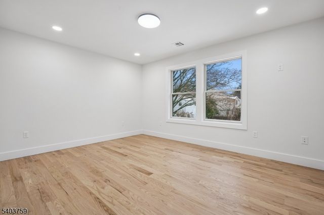 709 Garfield Ave, Westfield Town, NJ 07090