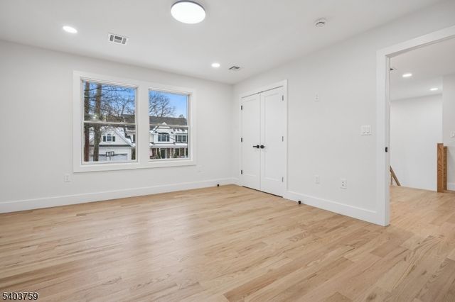 709 Garfield Ave, Westfield Town, NJ 07090