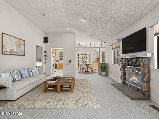 5846 Walnut Creek Road, Reno, NV 89523