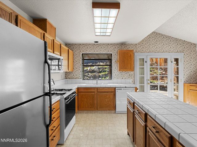 5846 Walnut Creek Road, Reno, NV 89523