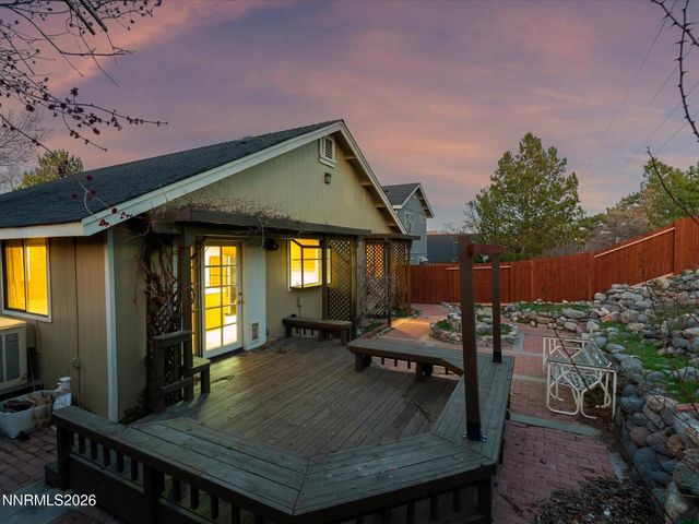 5846 Walnut Creek Road, Reno, NV 89523