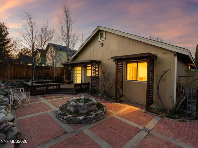 5846 Walnut Creek Road, Reno, NV 89523