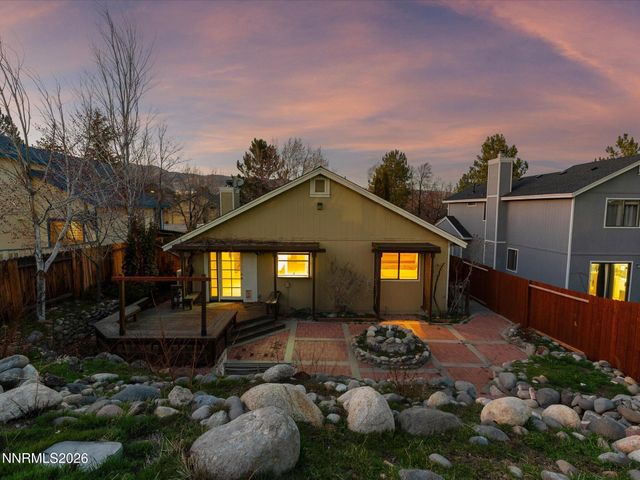 5846 Walnut Creek Road, Reno, NV 89523