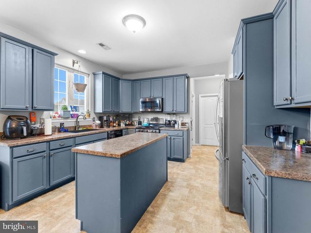 319 MARISSA CT, Williamstown, NJ 08094