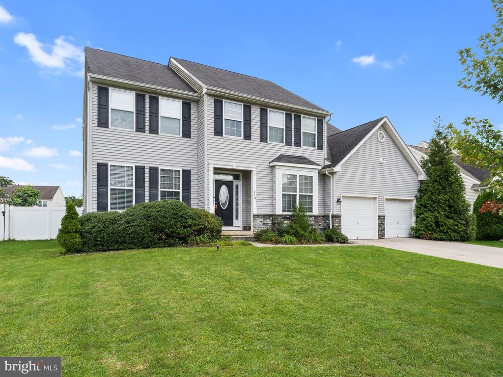 319 MARISSA CT, Williamstown, NJ 08094