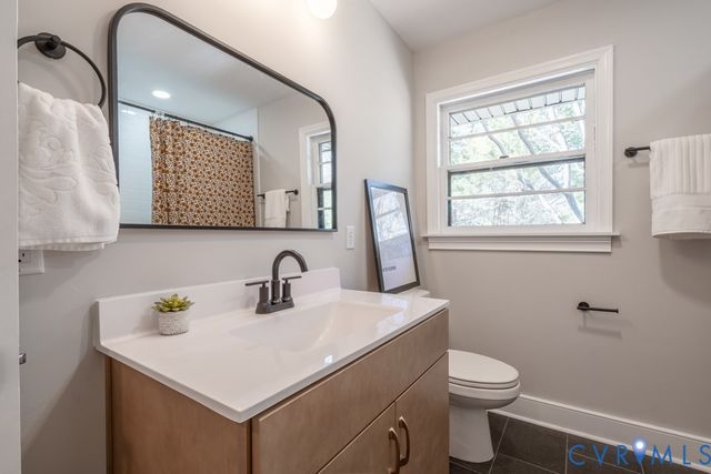 3827 W Weyburn Rd, Richmond, VA 23235